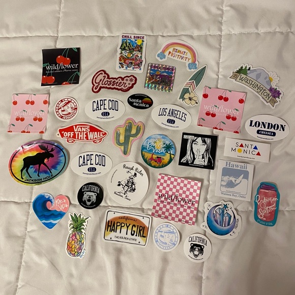 emerald green graphic tee - Picture 3 of 3